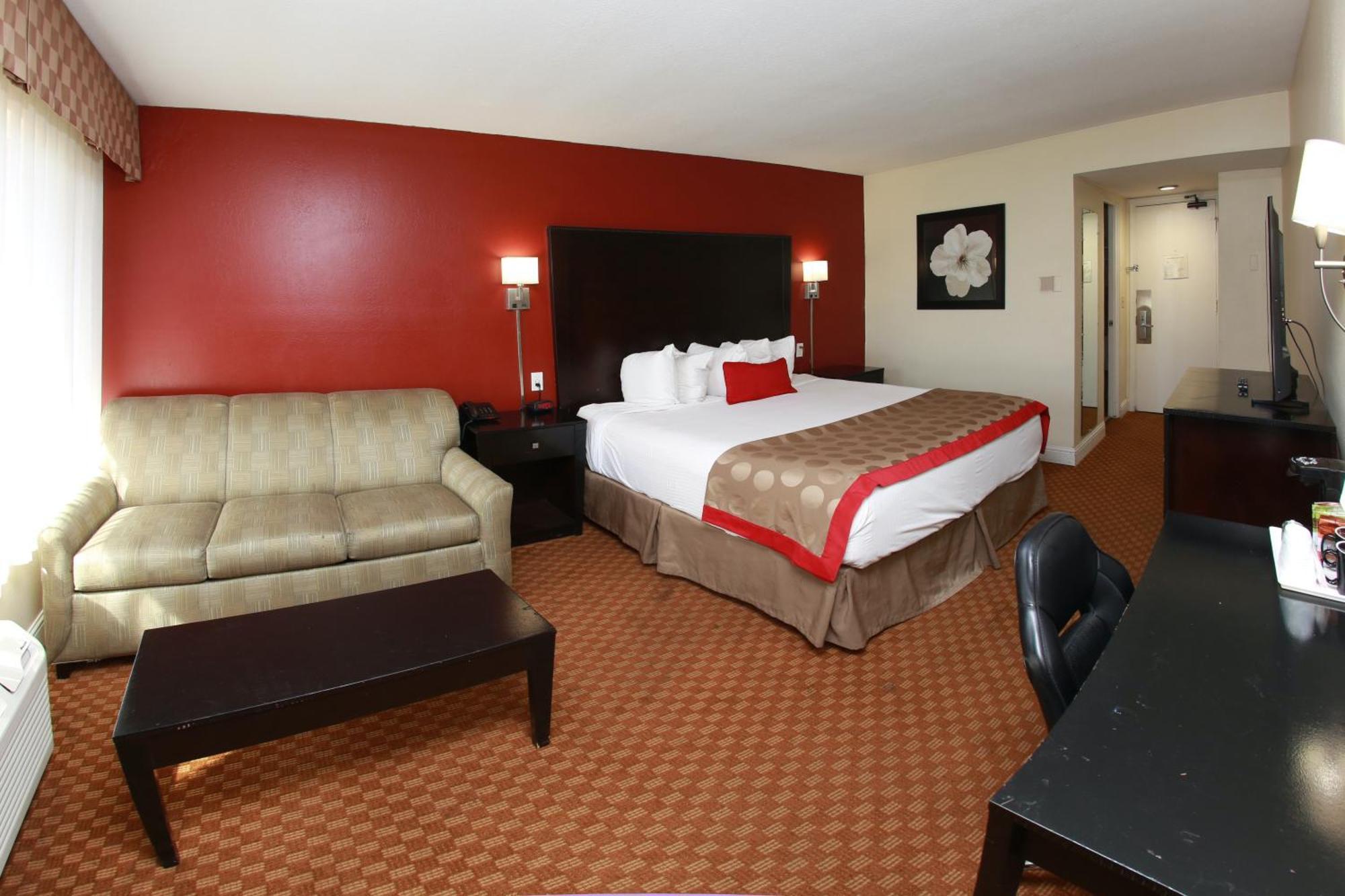 Ramada By Wyndham Fresno North Hotell Exteriör bild